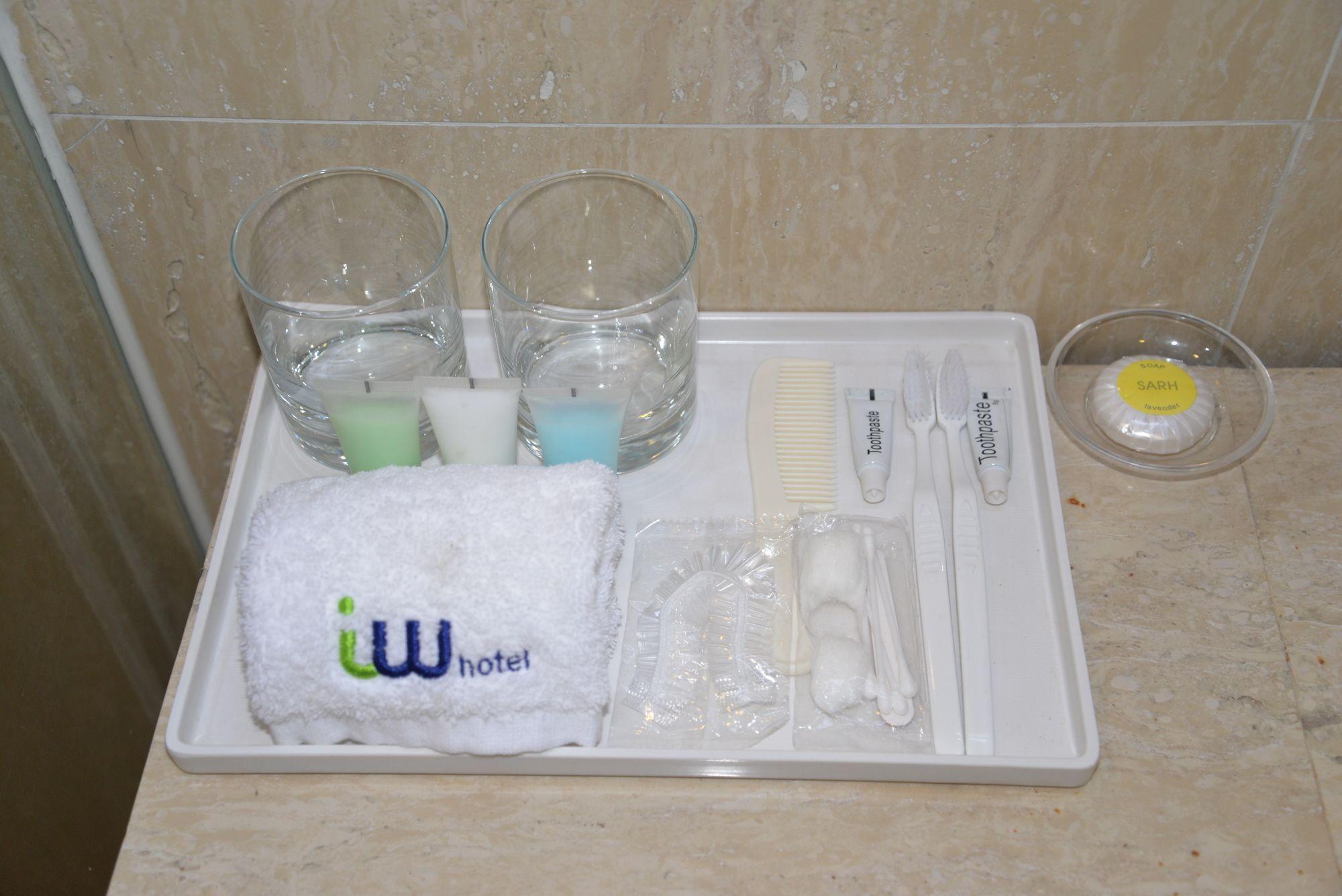Iw Hotel Hong Kong Esterno foto