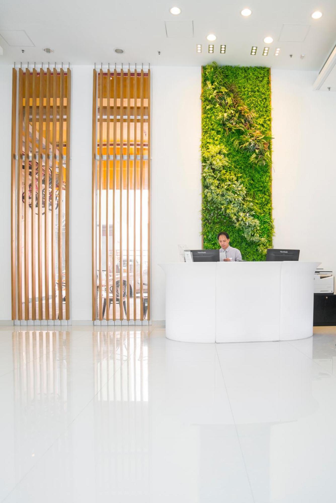 Iw Hotel Hong Kong Esterno foto