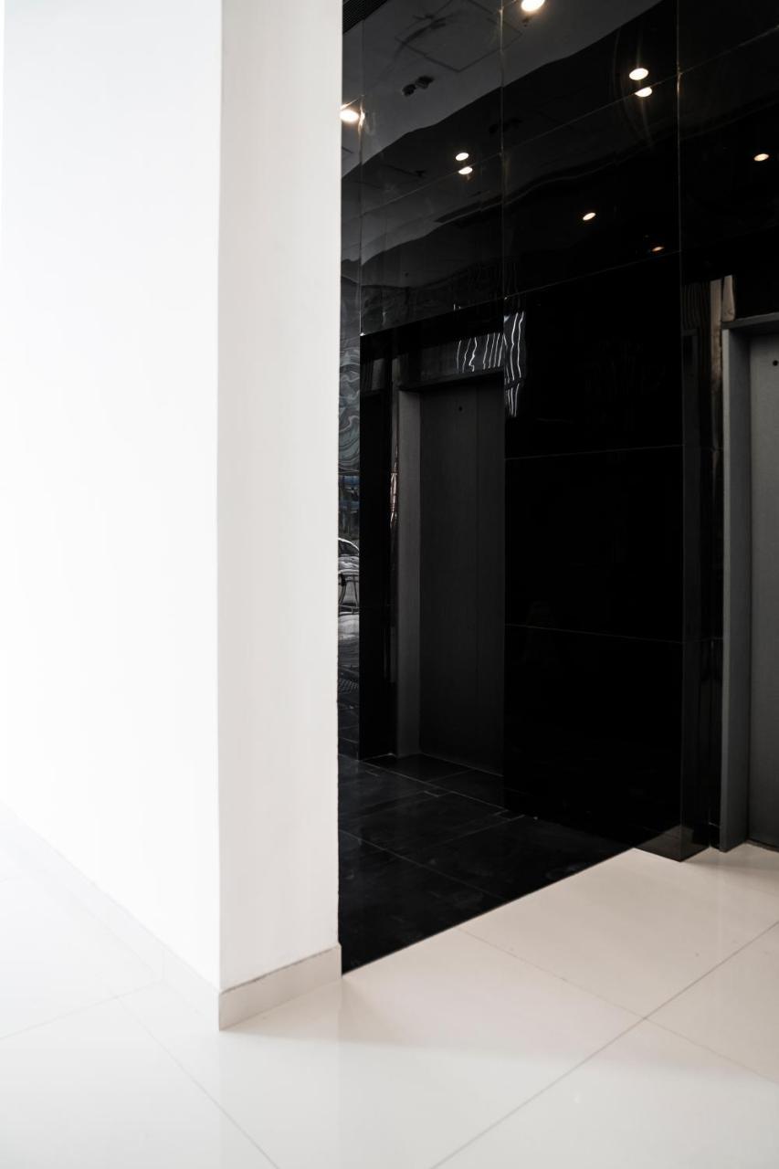 Iw Hotel Hong Kong Esterno foto